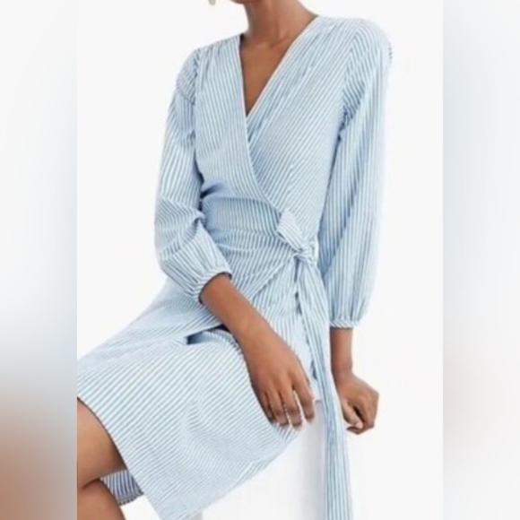 J.Crew Ladies Best Selling Cotton Lined Wrap Around Dress. Size 00. - Picture 2 of 9